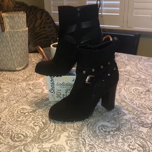Black heeled ankle boots